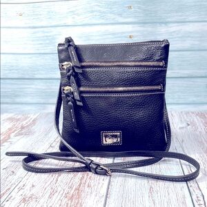 🦆 DOONEY & BOURKE DILLEN BLACK LEATHER SLIM CROSSBODY BAG VINTAGE